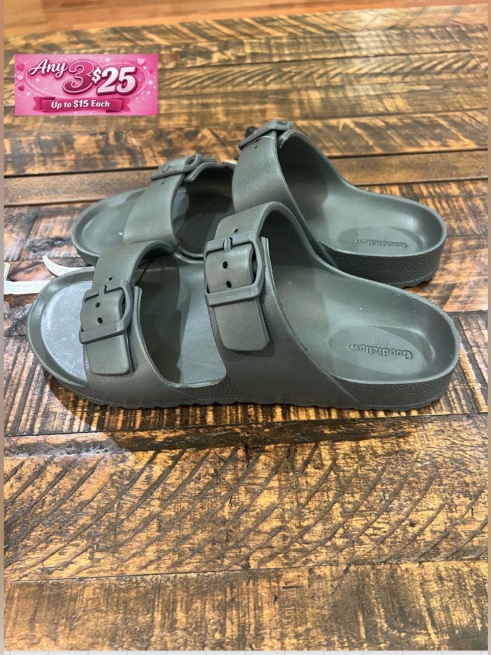 Goodfellow & Co Men’s Dual-Buckle Slide Sandals — Grey